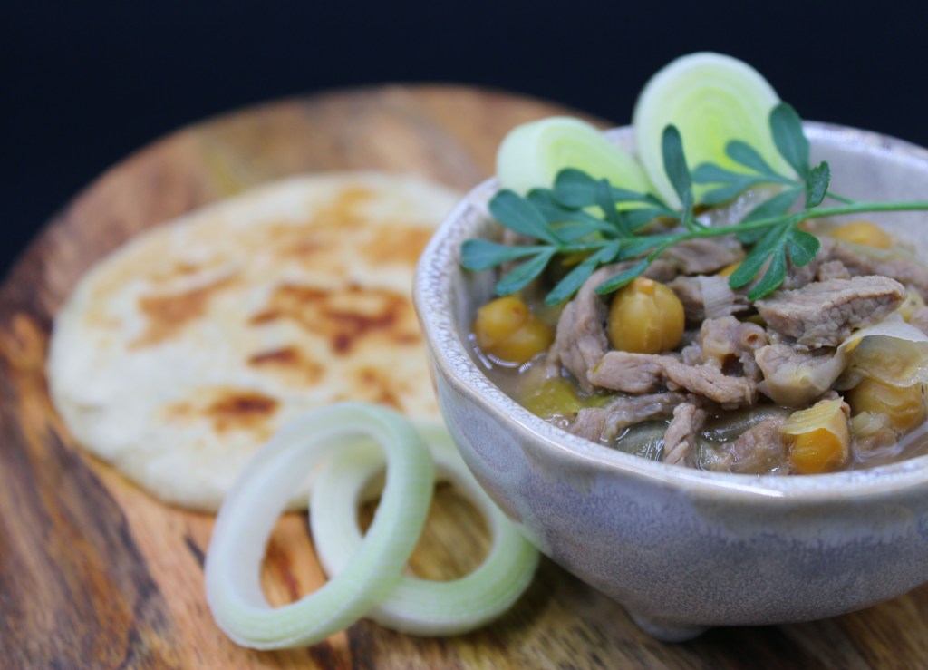 #theyusedwhattheyhad – Dincarneta mit Rindfleisch, Kichererbsen, Zwiebel und&nbsp;Koriander