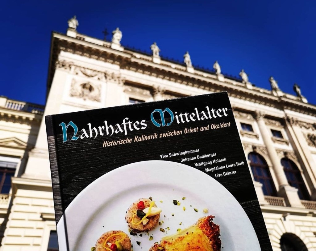 Bucherscheinung: Das erste Kochbuch zum „Nahrhaften Mittelalter“